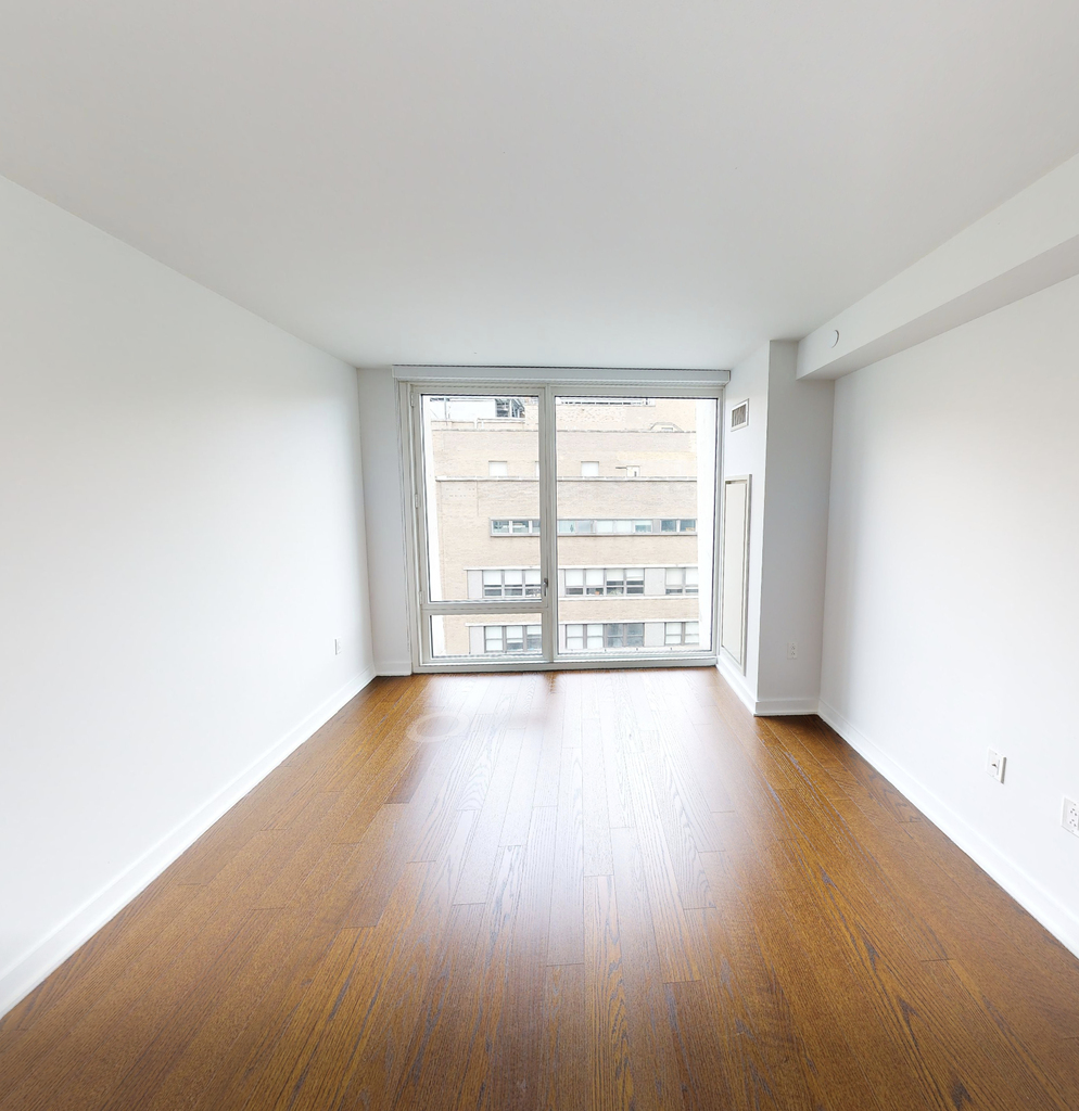 West 113th Street - Photo 0
