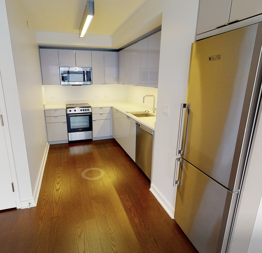 West 113th Street - Photo 2