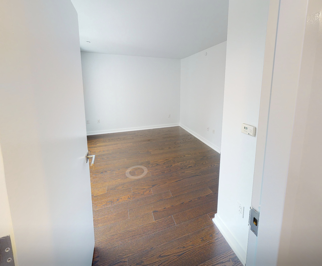 West 113th Street - Photo 9