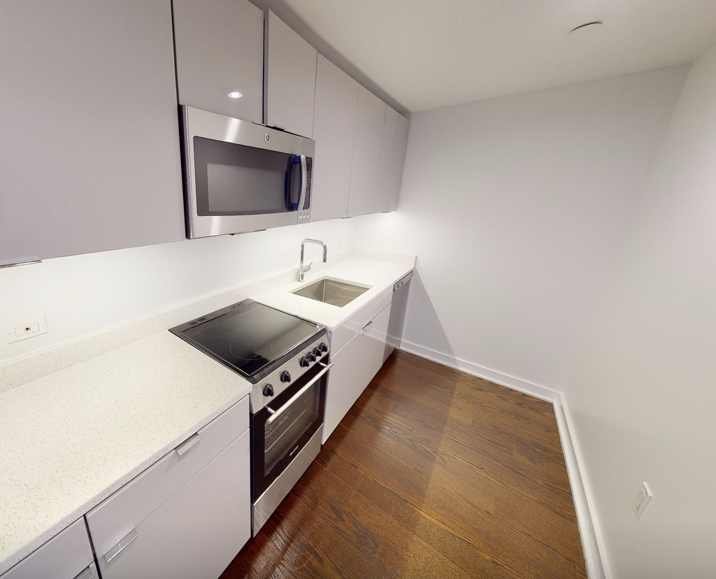West 113th Street - Photo 1