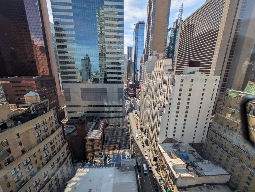West 47th Street - Photo 10