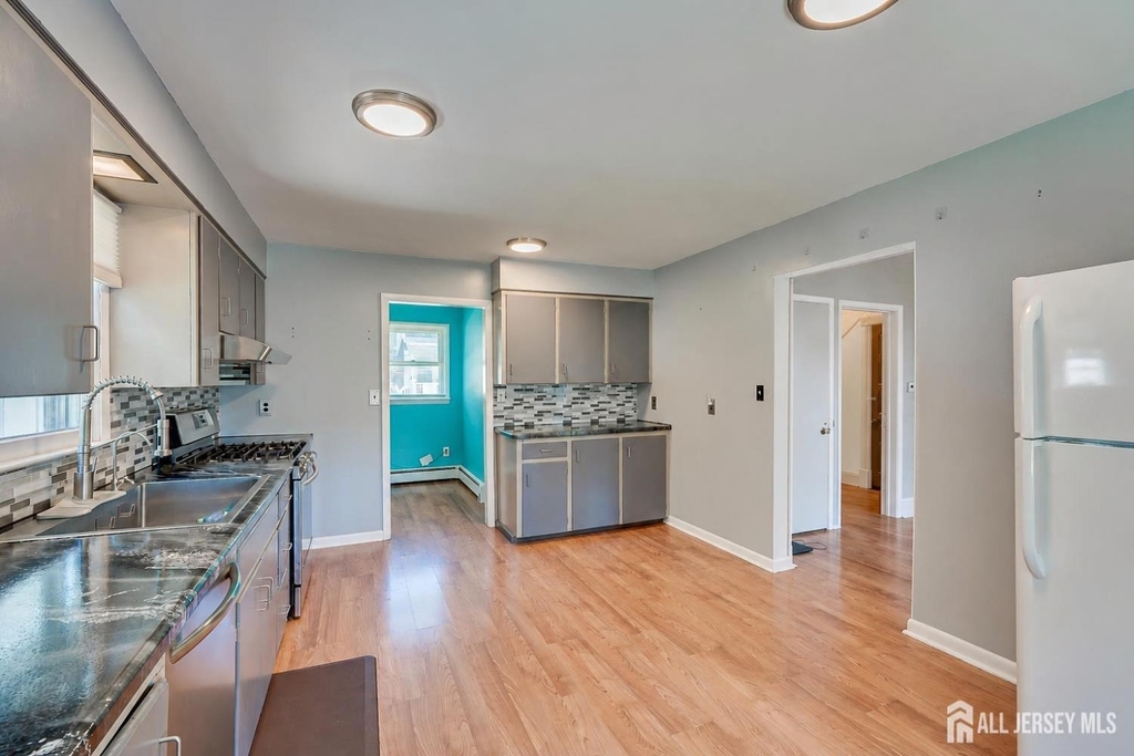 10 Jeff Street - Photo 26