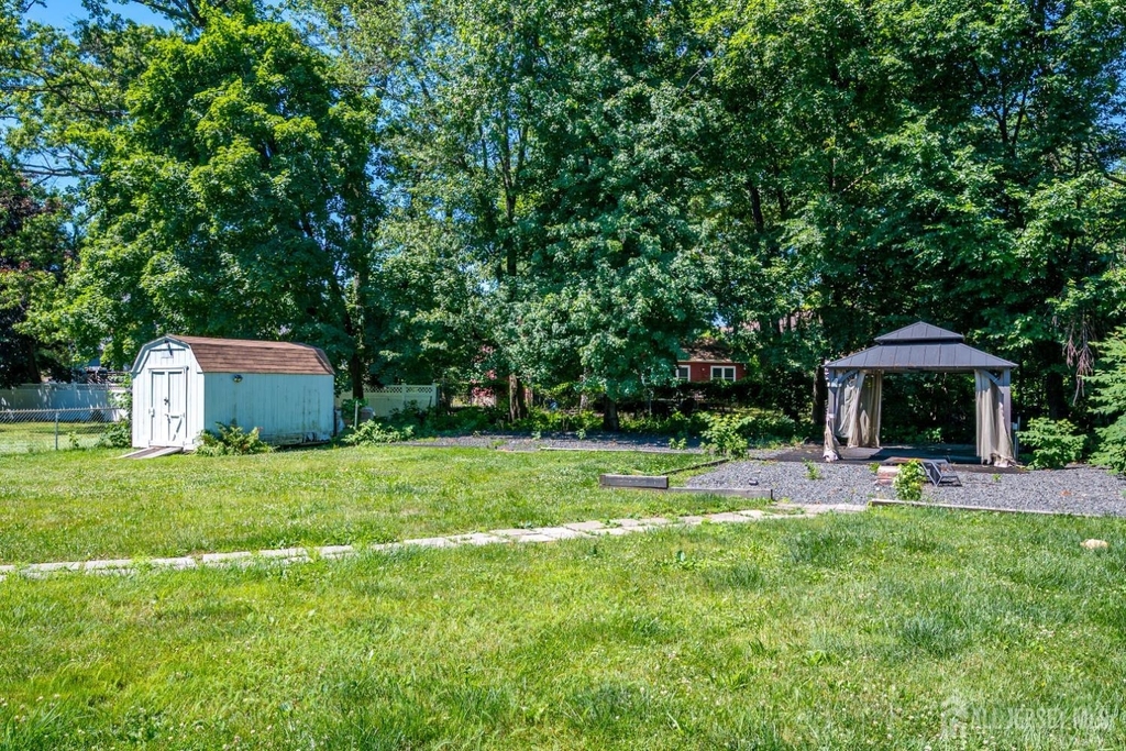 10 Jeff Street - Photo 30
