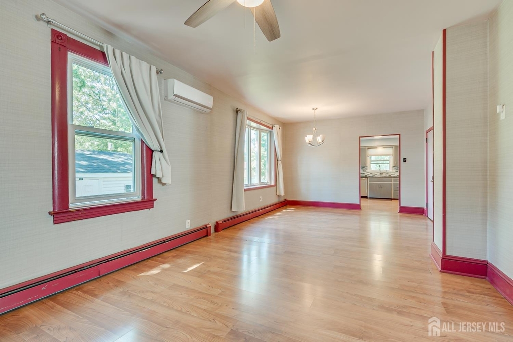 10 Jeff Street - Photo 6