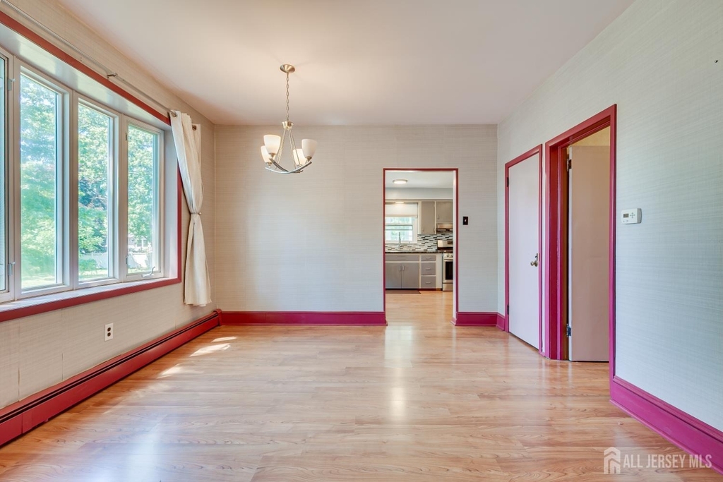 10 Jeff Street - Photo 5