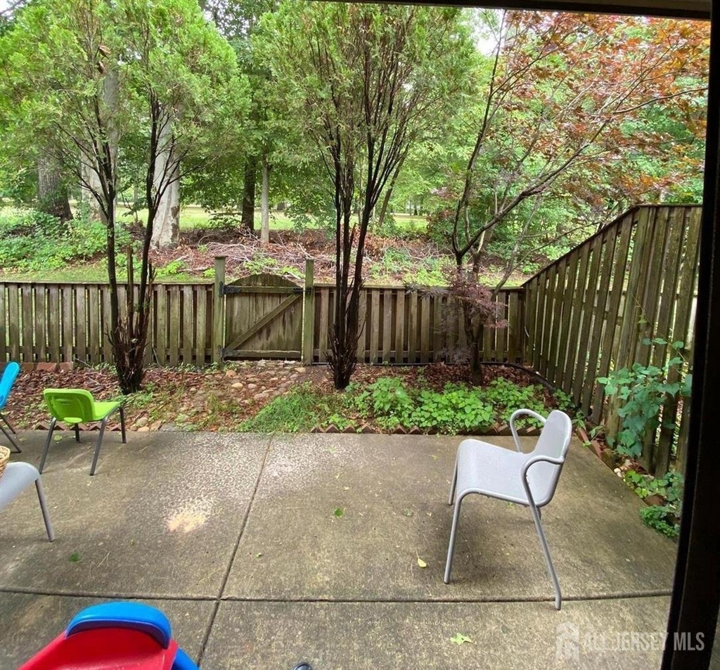 254 Hampshire Drive - Photo 13