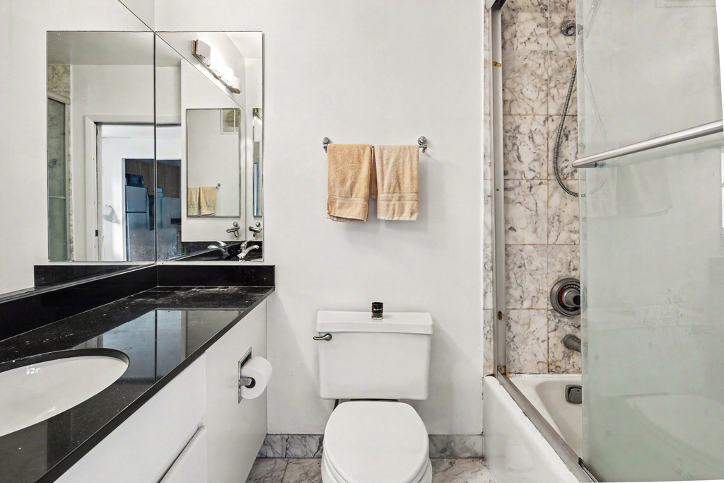 280 Rector Place - Photo 3