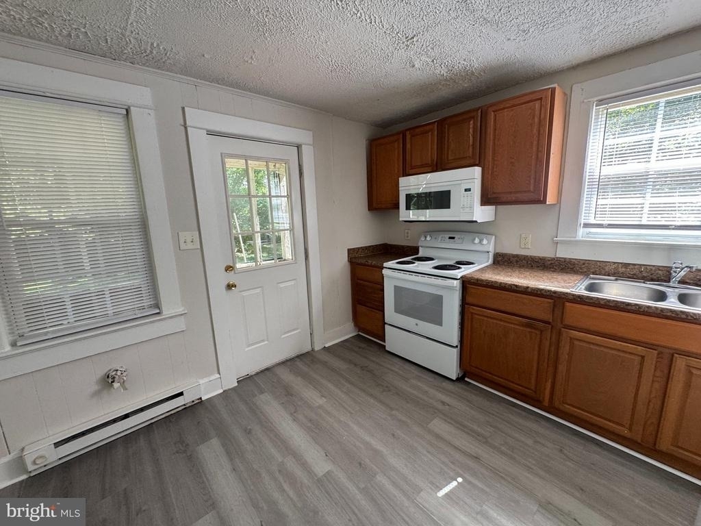 516 Wyne Drive - Photo 6