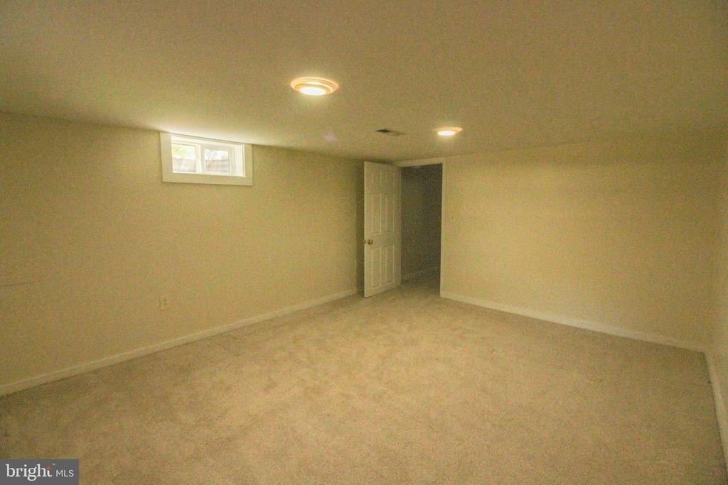 11 Hickory Lane - Photo 10