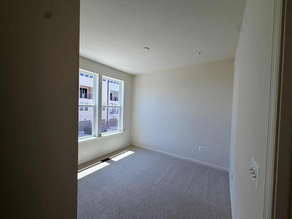 2548 Neabsco Common Place - Photo 27