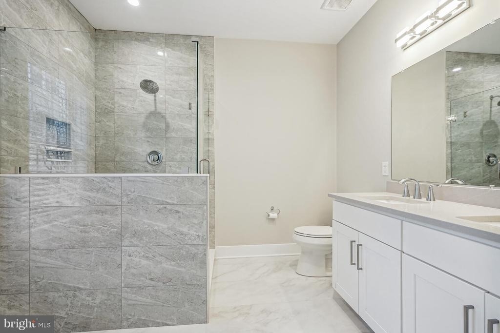 1553 Rivertown Place - Photo 13