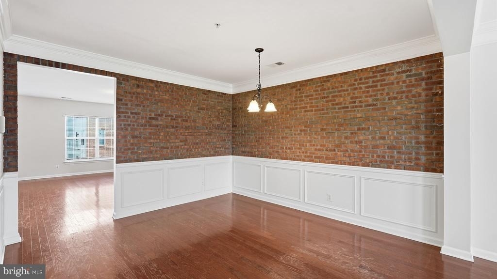 15360 Kensington Park Drive - Photo 14