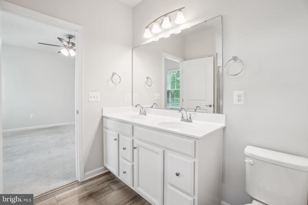4502 Dale Creek Way - Photo 21