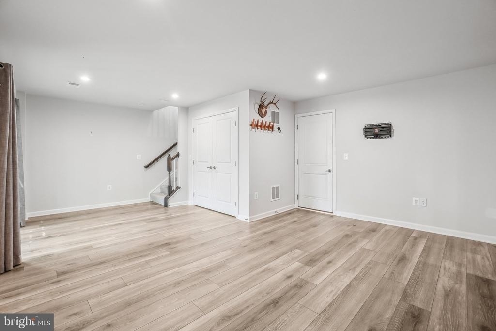 4502 Dale Creek Way - Photo 3