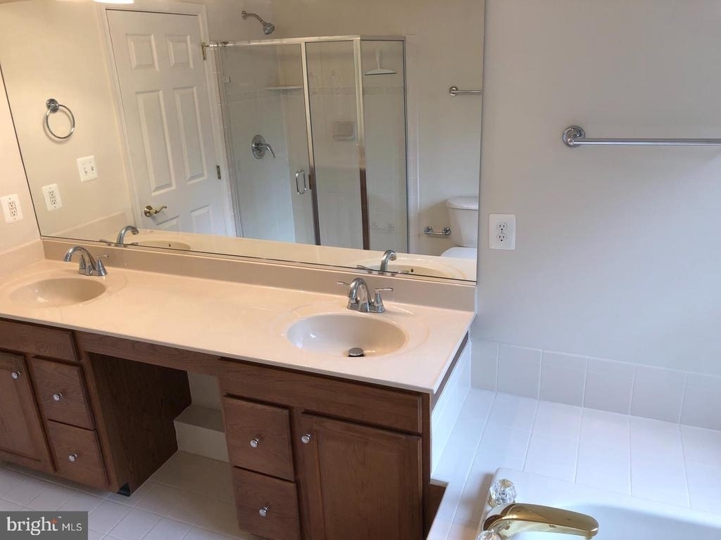 20090 Valhalla Square - Photo 38