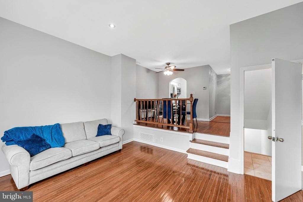 8330 Darlington Street - Photo 3
