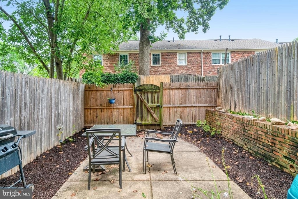 8330 Darlington Street - Photo 20