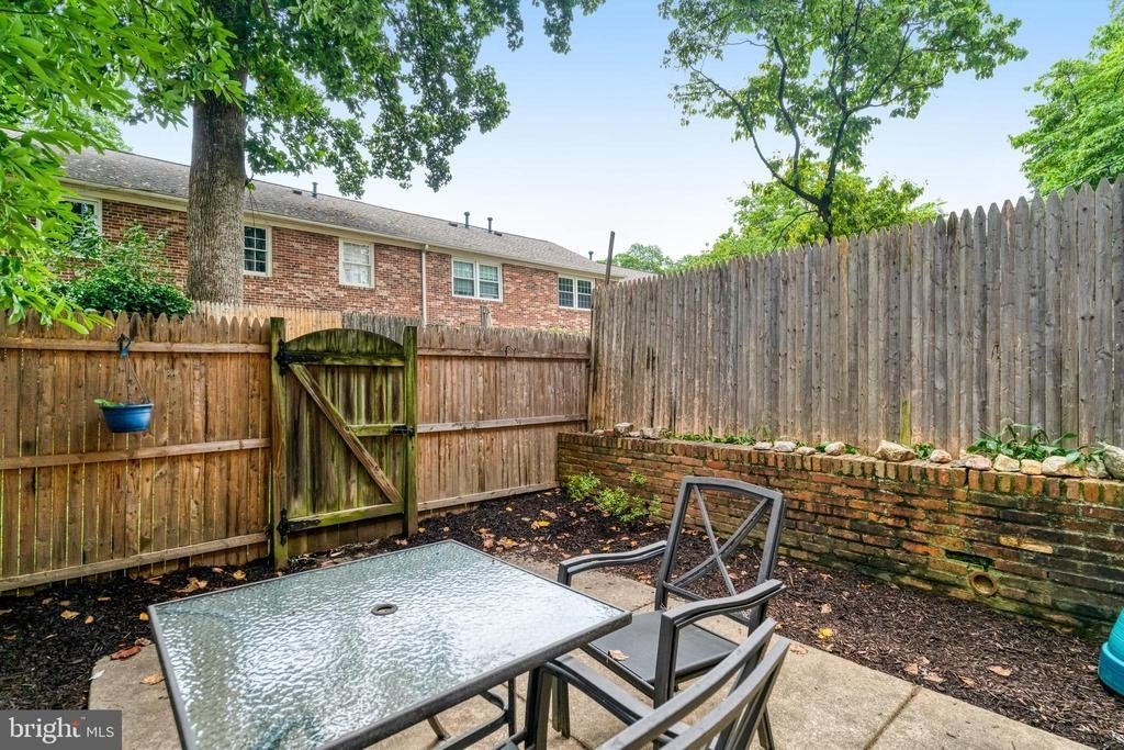 8330 Darlington Street - Photo 21