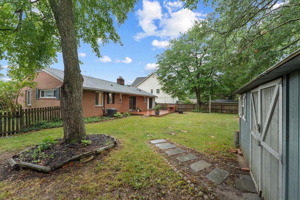 6210 Dana Avenue - Photo 34