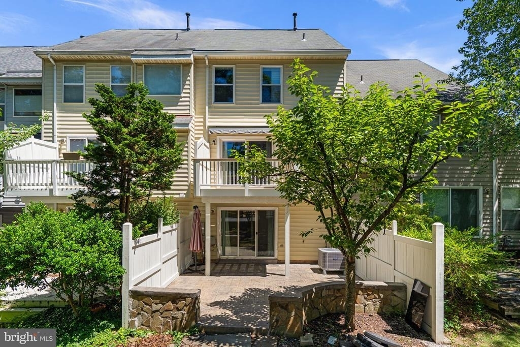 12087 Edgemere Circle - Photo 2