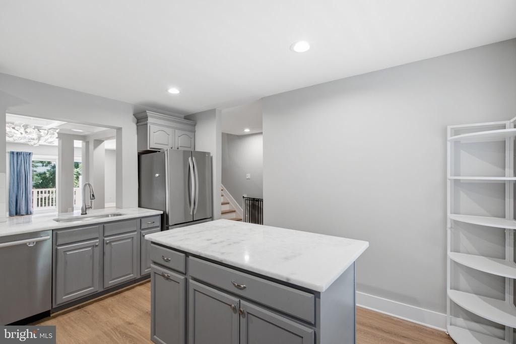 12087 Edgemere Circle - Photo 7