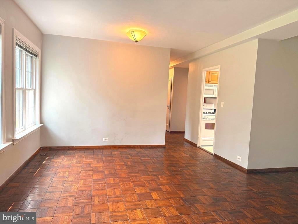 3211 Ravensworth Place - Photo 5