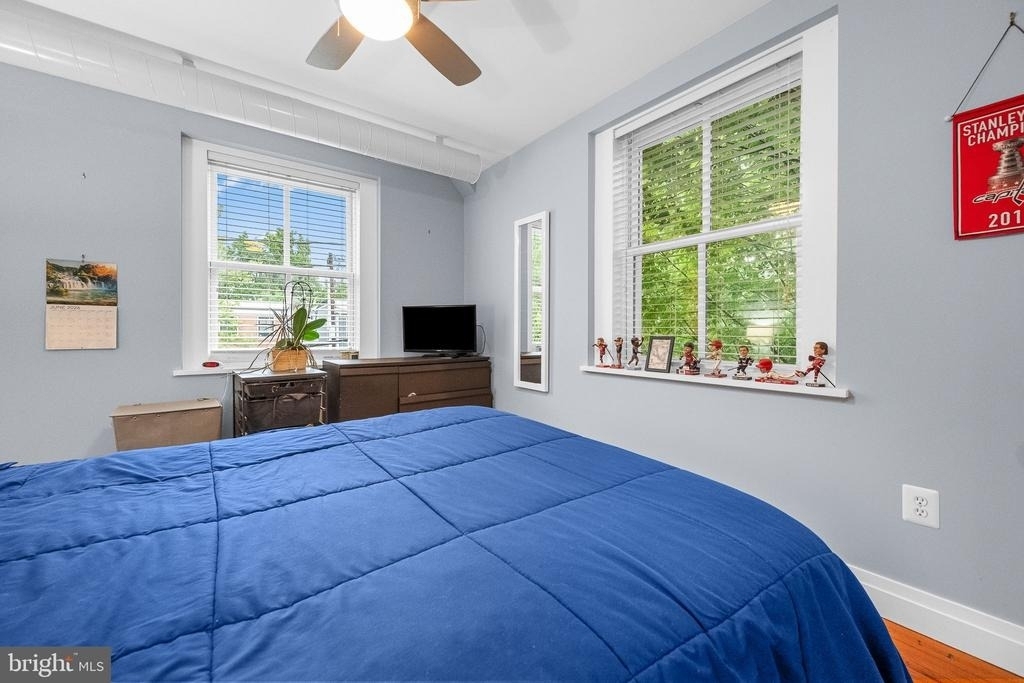 1210 Queen - Photo 27