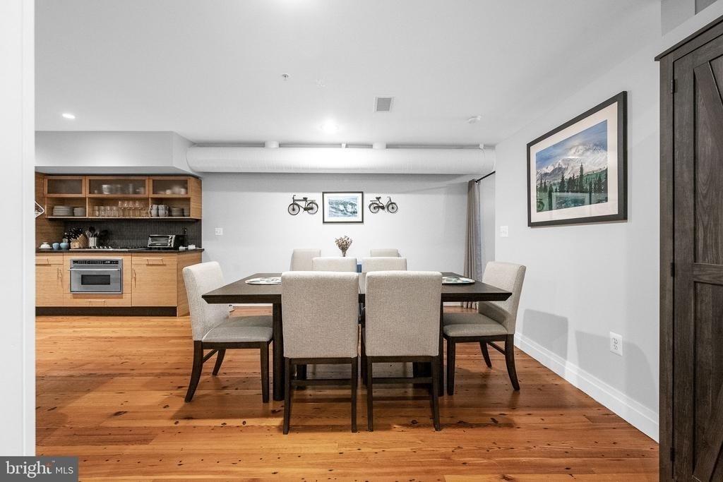 1210 Queen - Photo 12