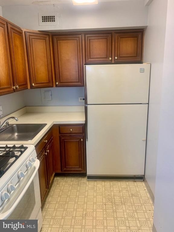 1200 N Nash Street - Photo 5