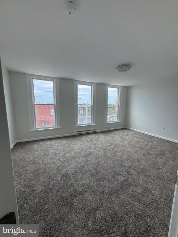 666 E Market Street - Photo 3
