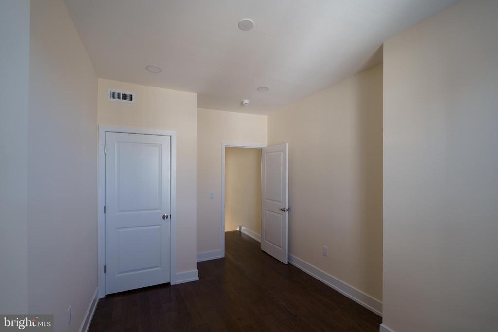 1926 S Lambert Street - Photo 14
