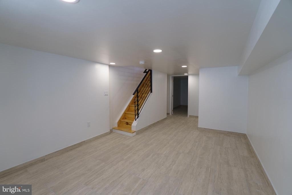 1926 S Lambert Street - Photo 30