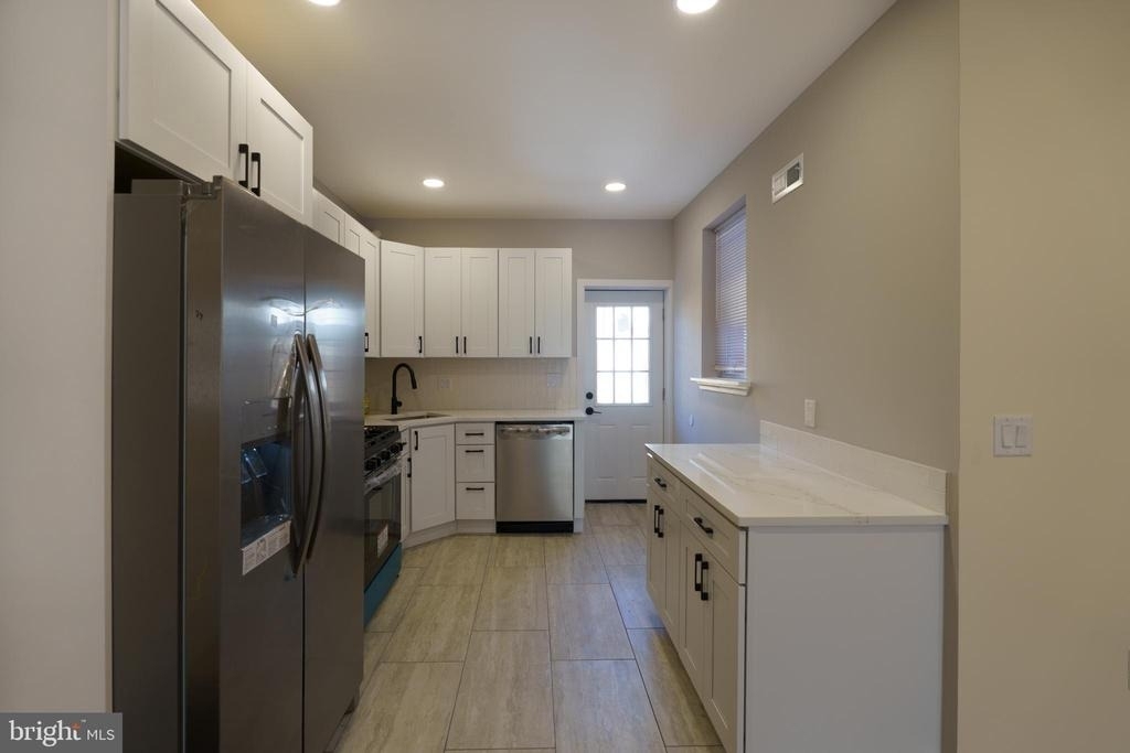 1926 S Lambert Street - Photo 8