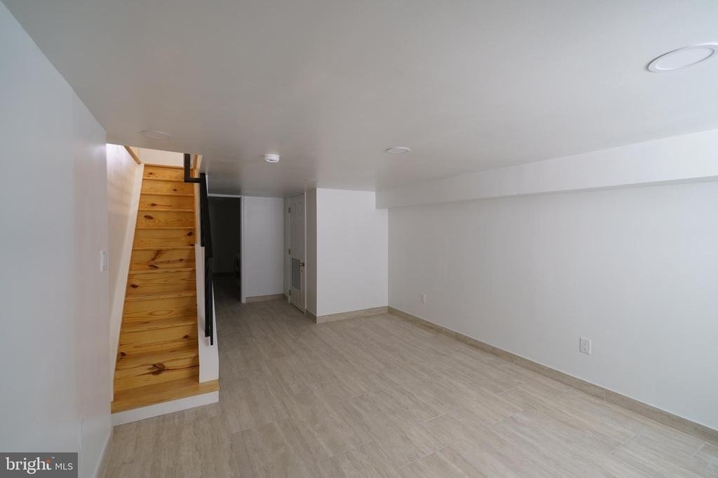 1926 S Lambert Street - Photo 25