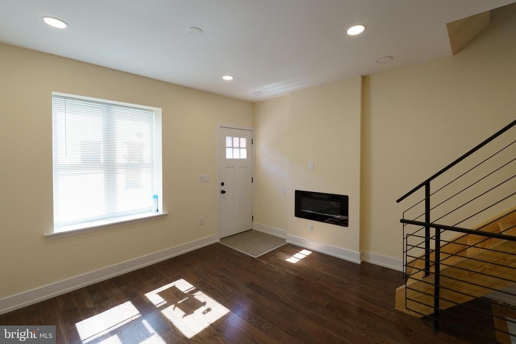 1926 S Lambert Street - Photo 24