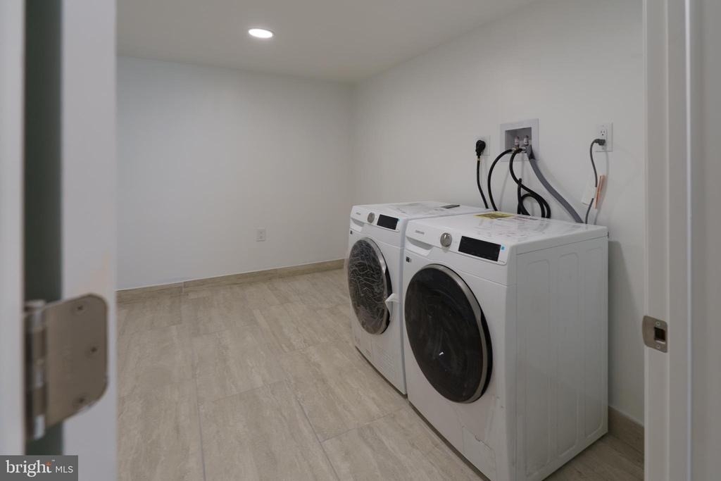 1926 S Lambert Street - Photo 27