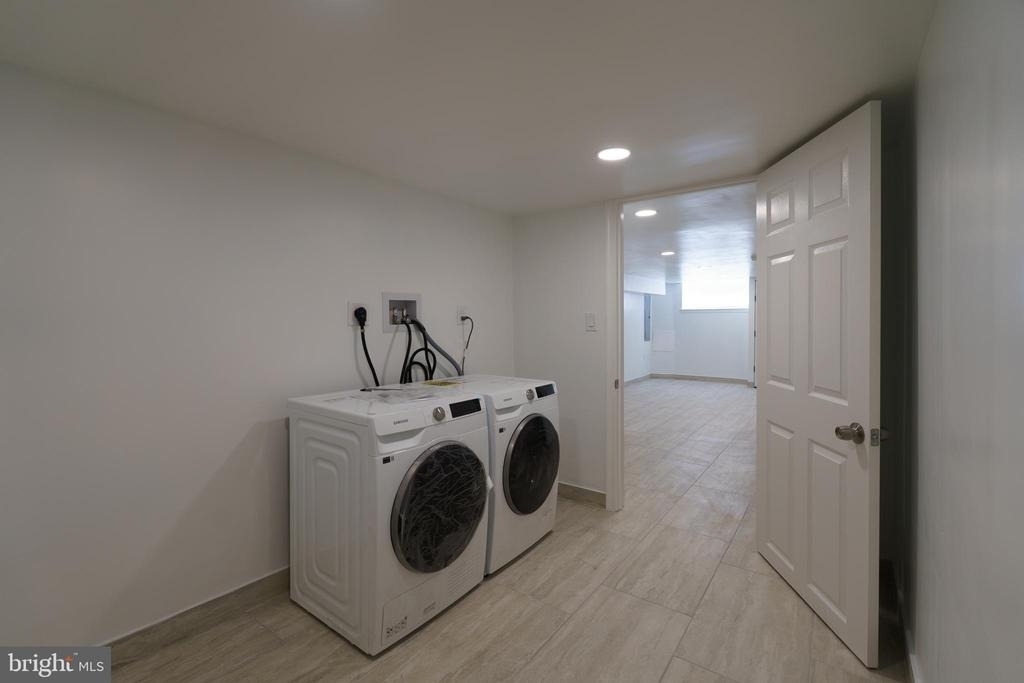 1926 S Lambert Street - Photo 26
