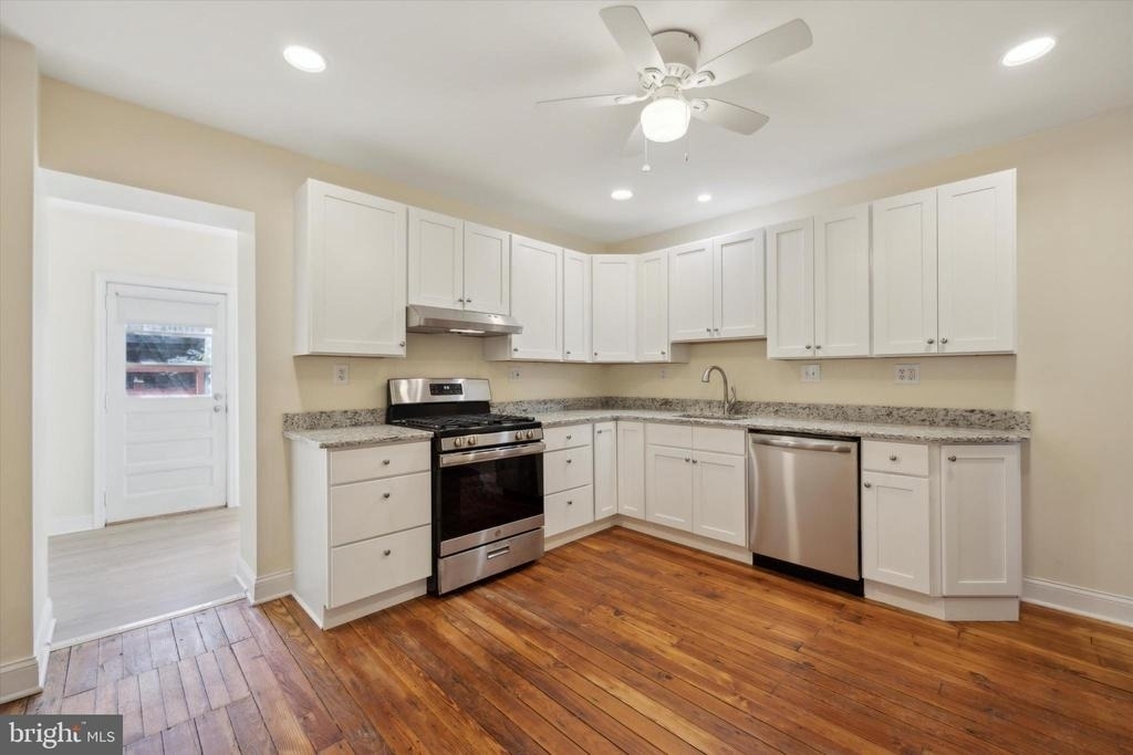 467 Ripka Street - Photo 1