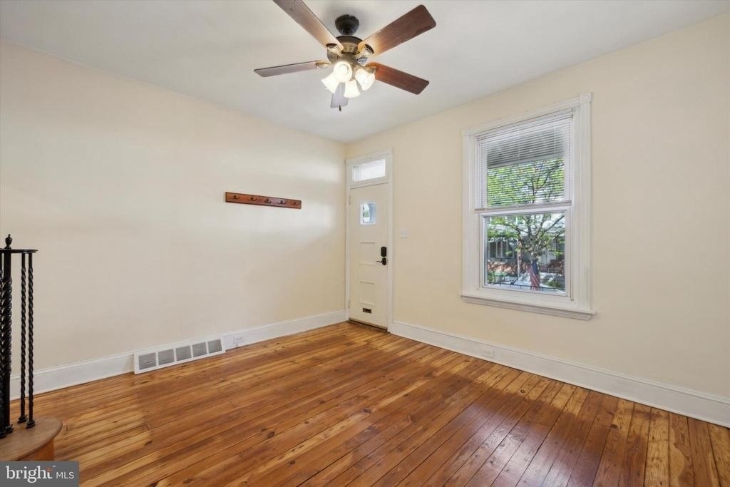 467 Ripka Street - Photo 4