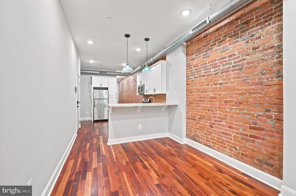 3220 W Diamond Street - Photo 8