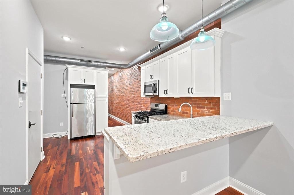 3220 W Diamond Street - Photo 5
