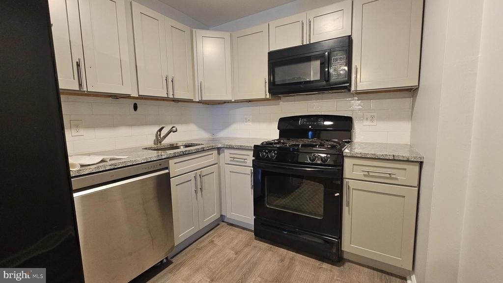 2833 Norcross Lane - Photo 10