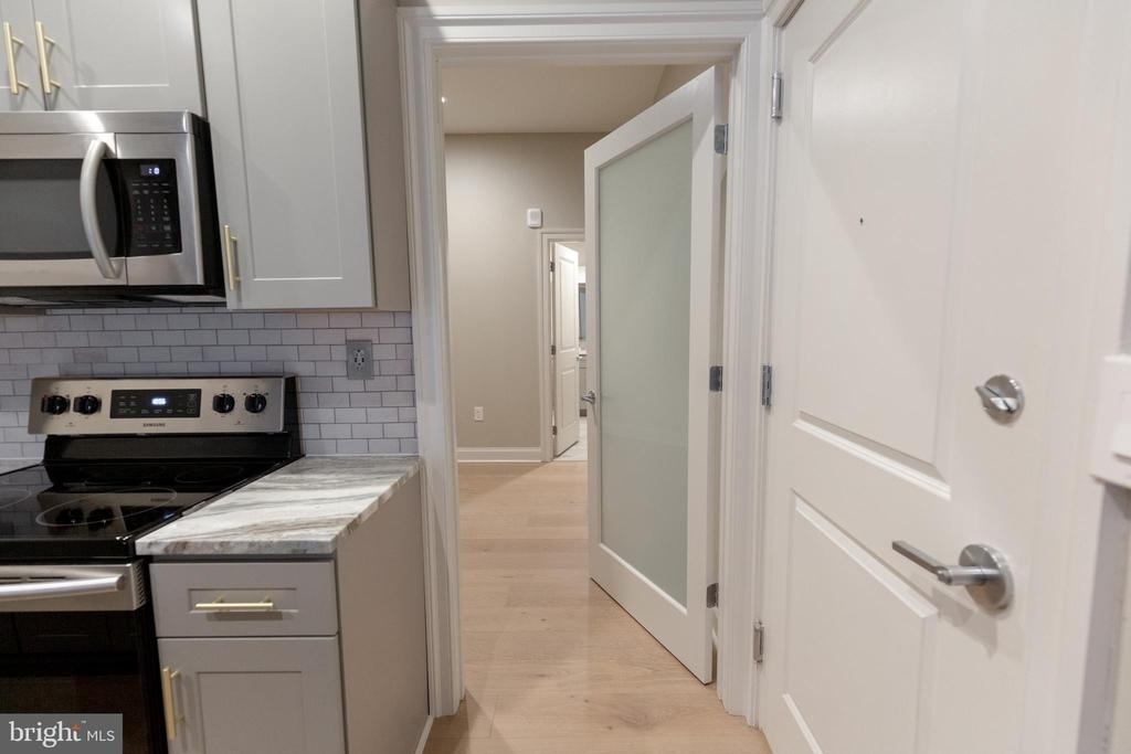 1411-1 Walnut Street - Photo 15