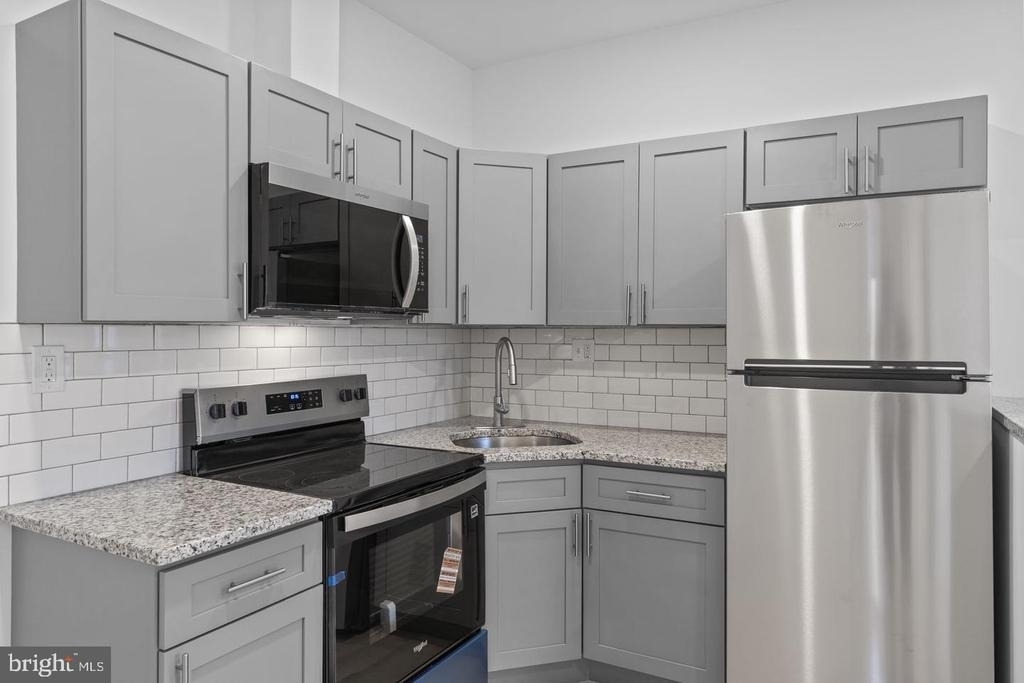 2600 S 7th Street - Photo 3