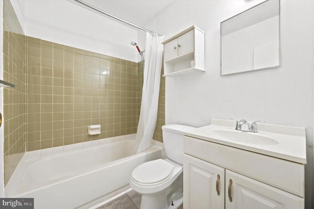 4815 Fairmount Avenue - Photo 7