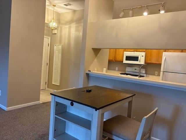 2692 S Knightsbridge Circle - Photo 6
