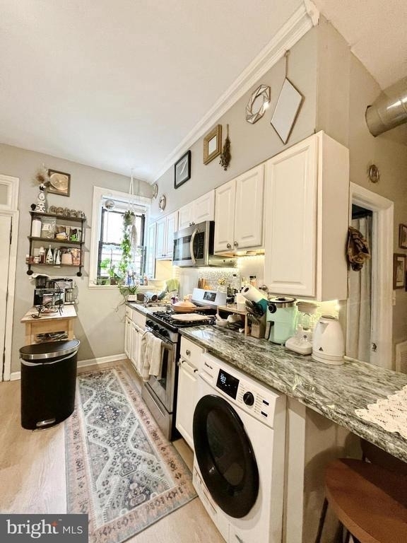 119 W Susquehanna Avenue - Photo 1