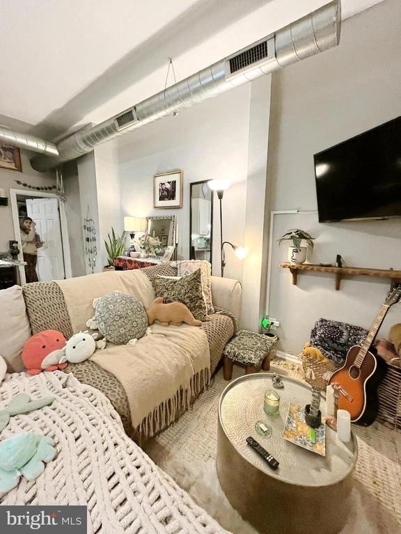 119 W Susquehanna Avenue - Photo 3