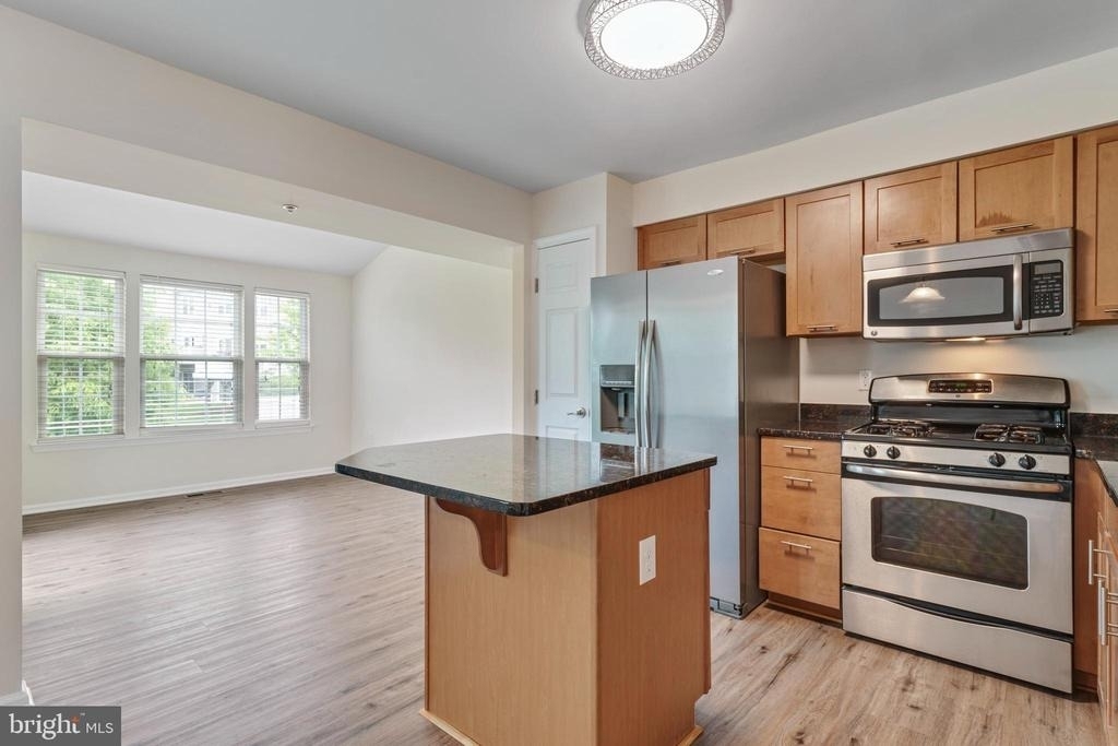 201 Susan Circle - Photo 2