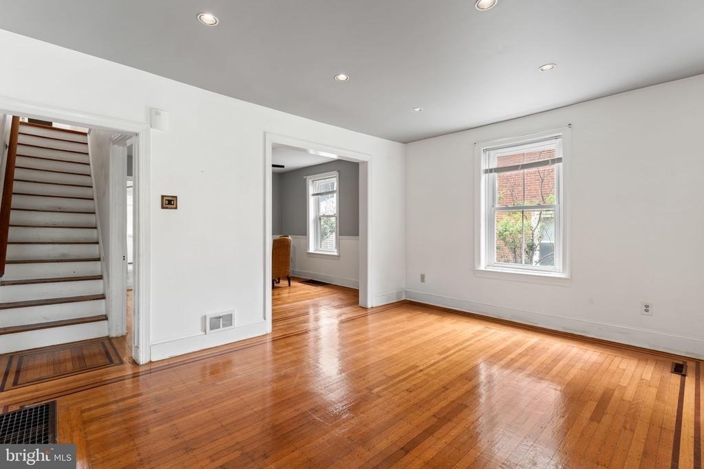 809 Ardmore Avenue - Photo 5